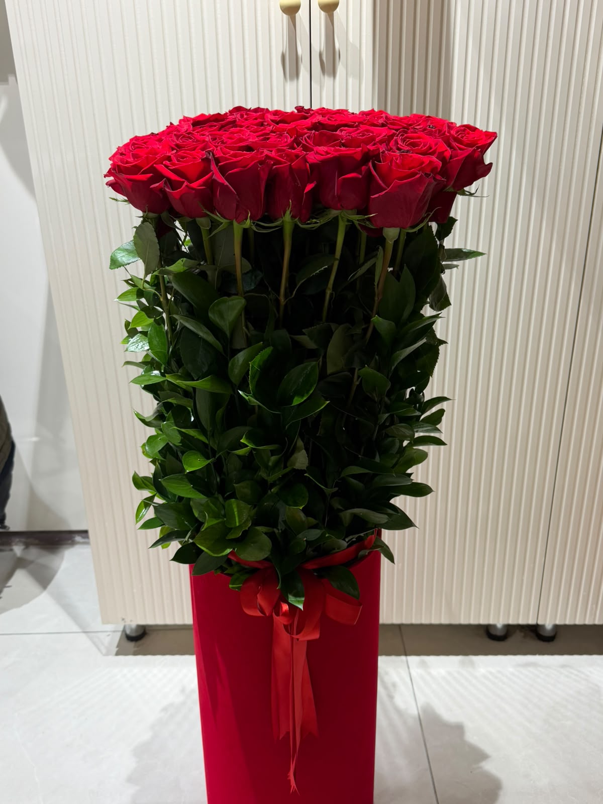 Red Roses Box