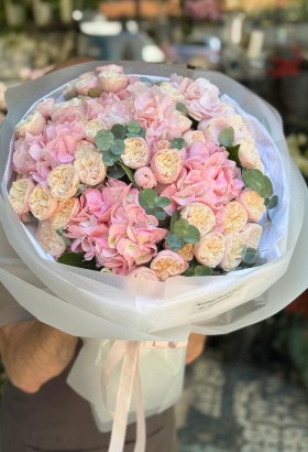 Joyful Blooms bouquet
