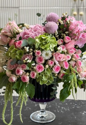 Floral Majesty Arragement