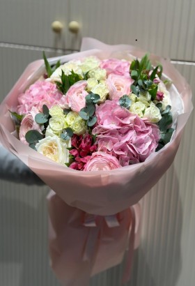 Sweet Serenity Bouguet