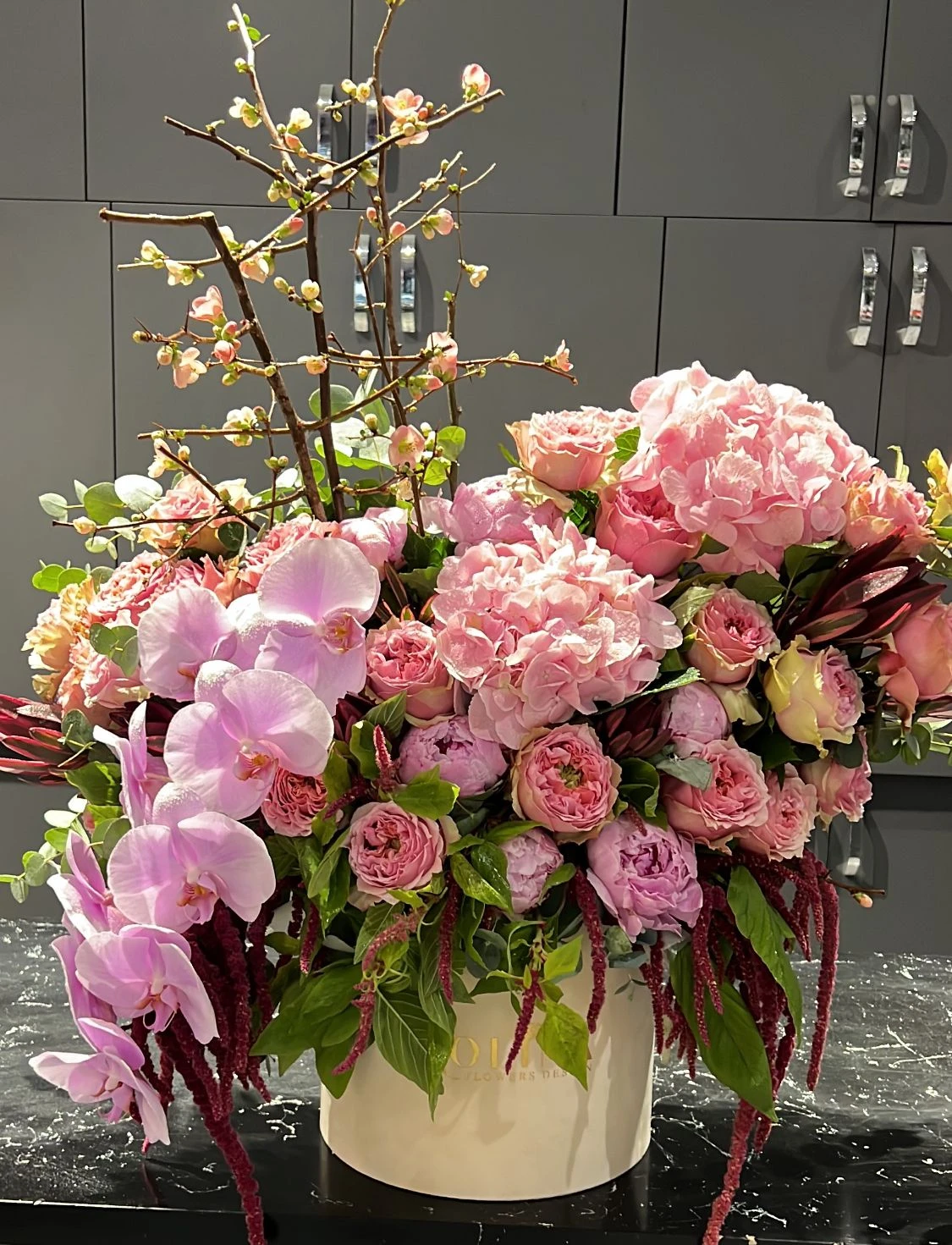 Ortanca Orkide Ekvator Gül Aranjmanı