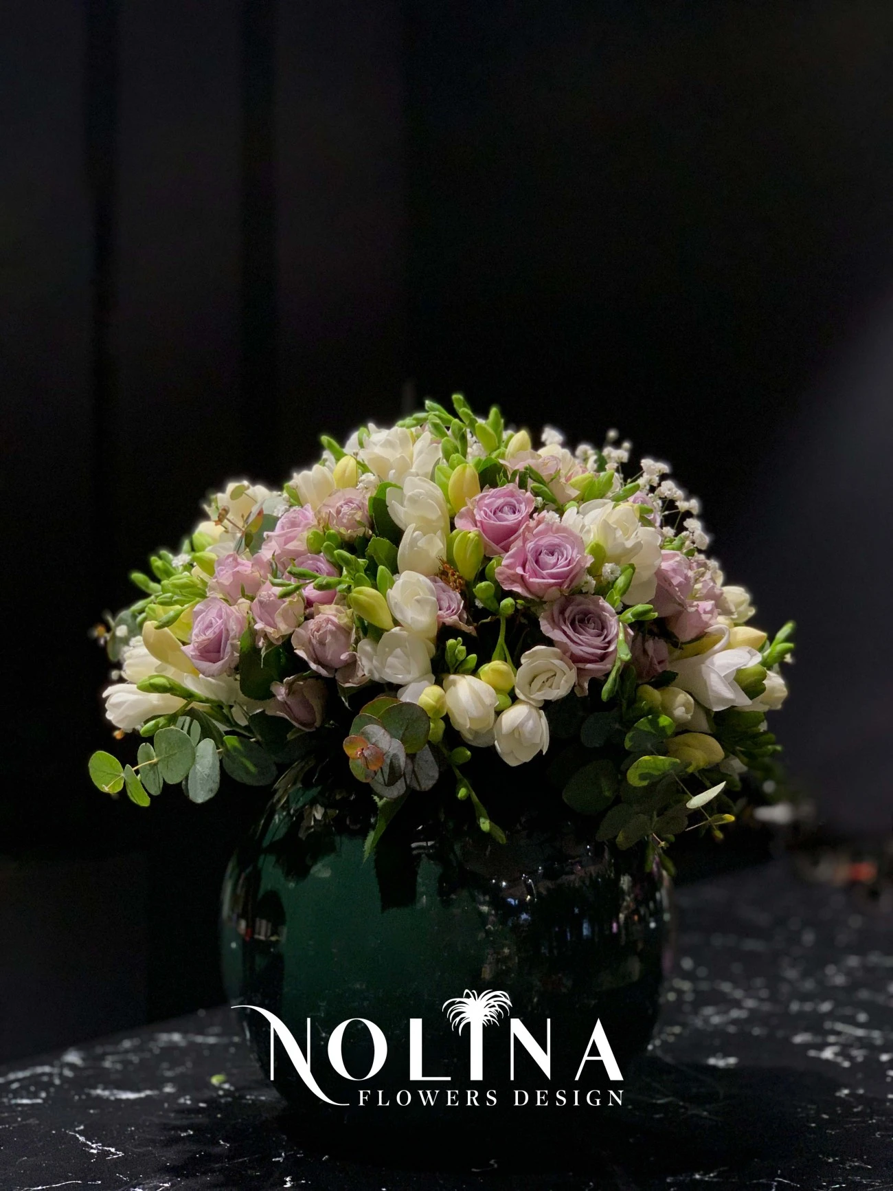 Beyaz Frezya Lila Gül