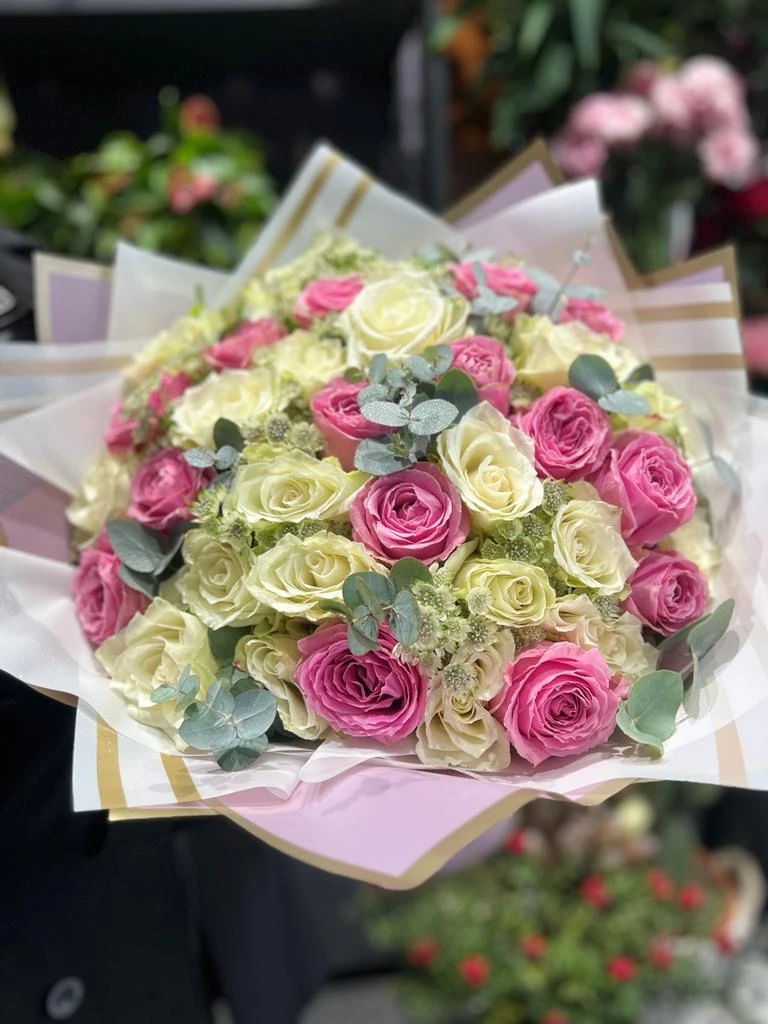 Beyaz - Pembe Gül Buketi