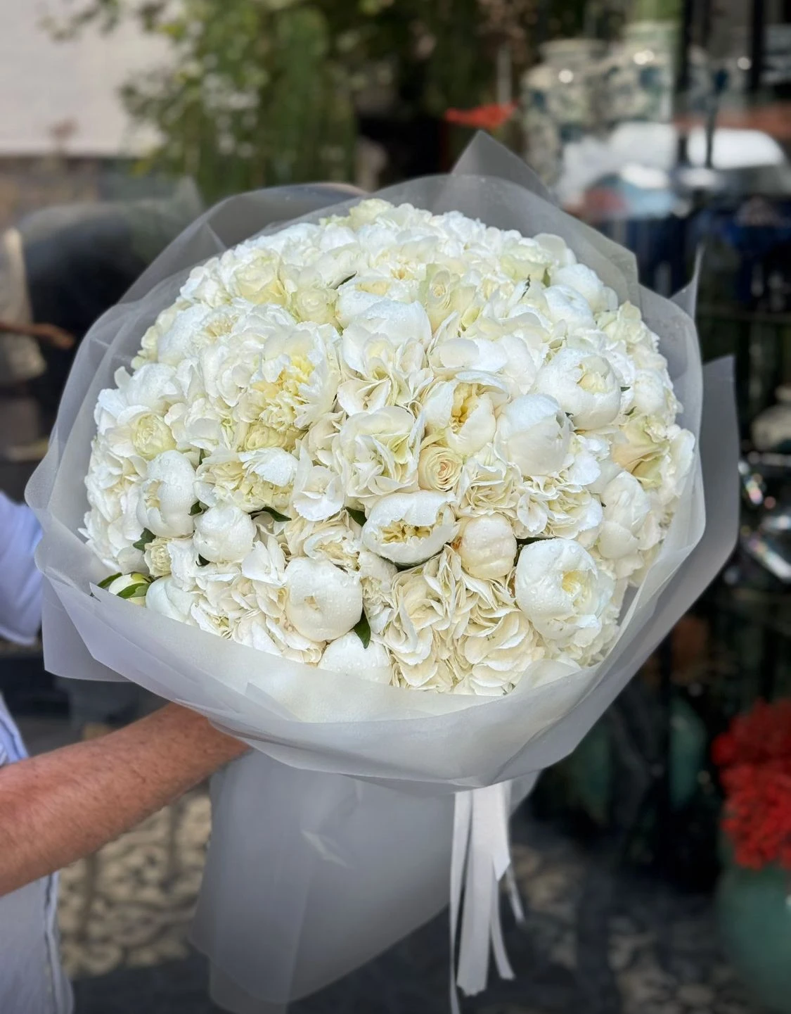 White Elagance bouquet