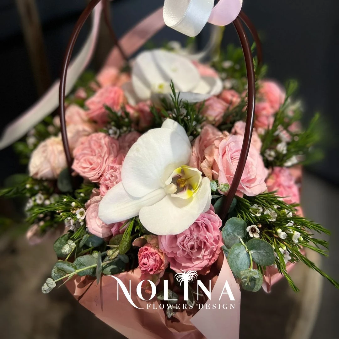 Çantada Orkide ve Güller