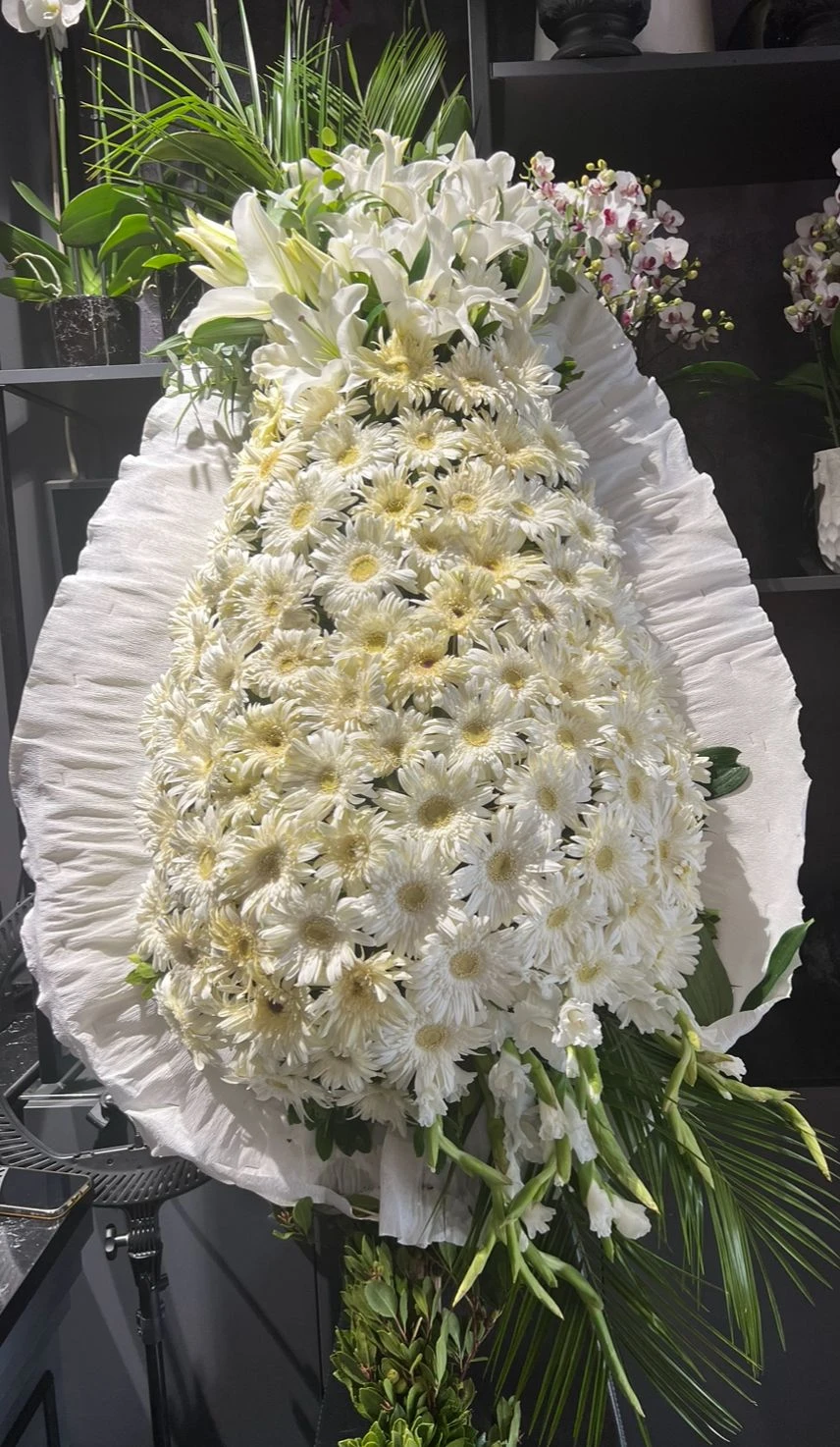 Beyaz Özel Ayaklı Sepet