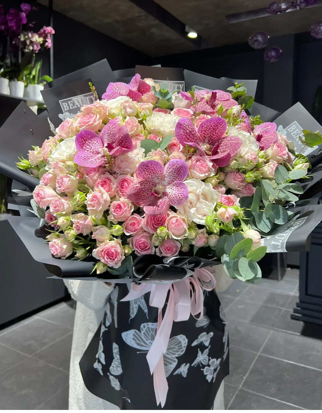 Gül ve  Orkide Buketi