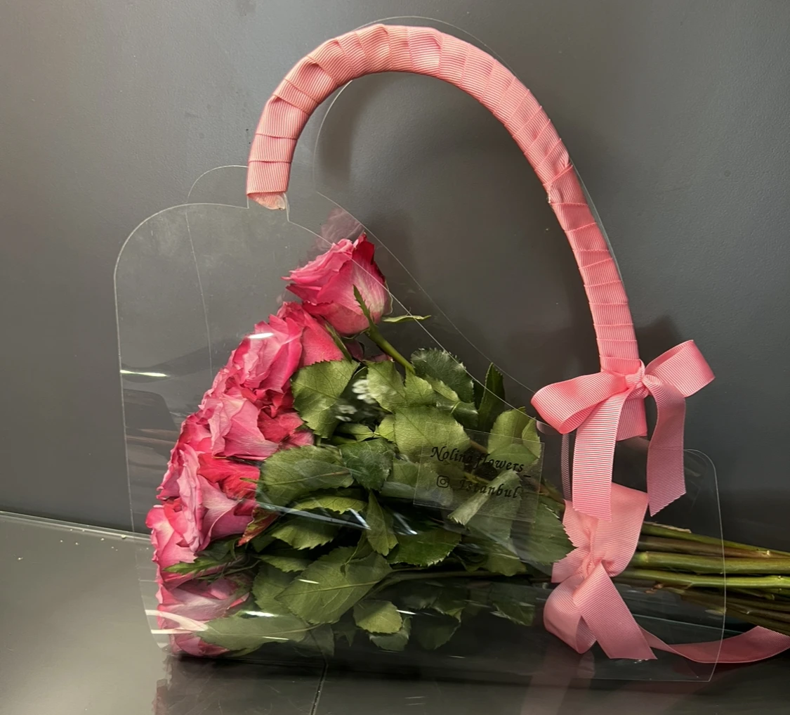 Pembe Gül Çantada